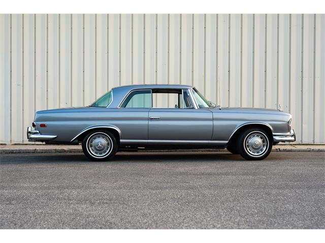 1968 Mercedes-Benz 280 (CC-2088830) for sale in Southampton, New York