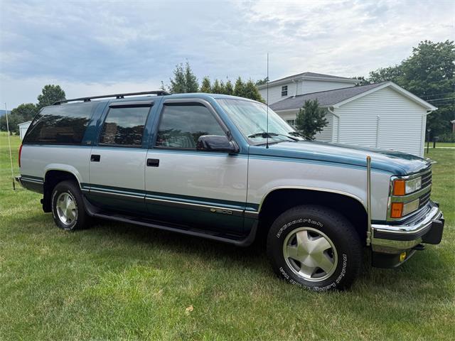 1993 Chevrolet Suburban (CC-2088833) for sale in Latrobe, Pennsylvania