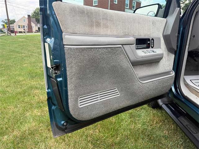 1993 Chevrolet Suburban (CC-2088833) for sale in Latrobe, Pennsylvania