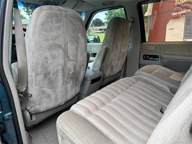 1993 Chevrolet Suburban (CC-2088833) for sale in Latrobe, Pennsylvania
