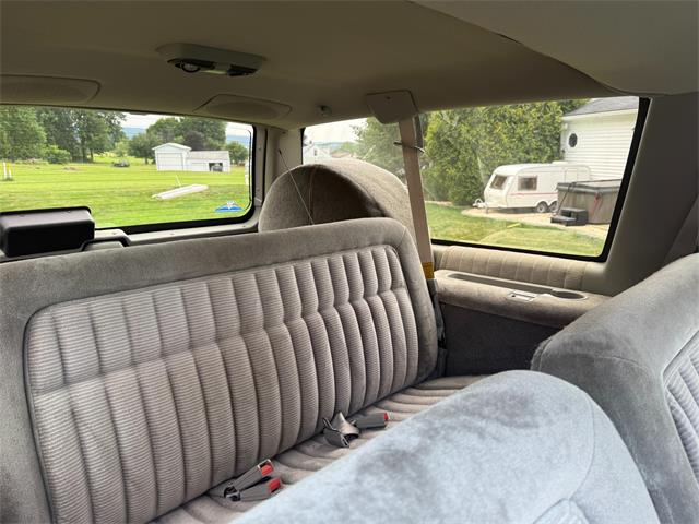 1993 Chevrolet Suburban (CC-2088833) for sale in Latrobe, Pennsylvania