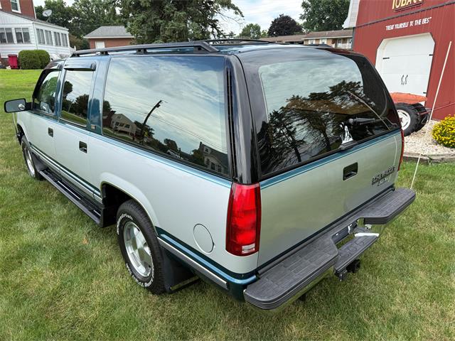 1993 Chevrolet Suburban (CC-2088833) for sale in Latrobe, Pennsylvania