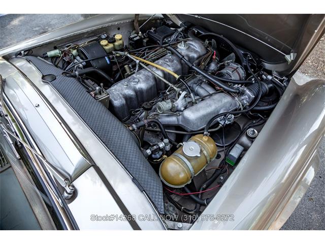 1971 Mercedes-Benz 280SL (CC-2088877) for sale in Beverly Hills, California