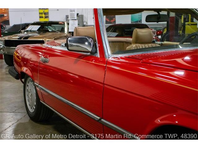 1988 Mercedes-Benz 560SL (CC-2088886) for sale in Kentwood, Michigan
