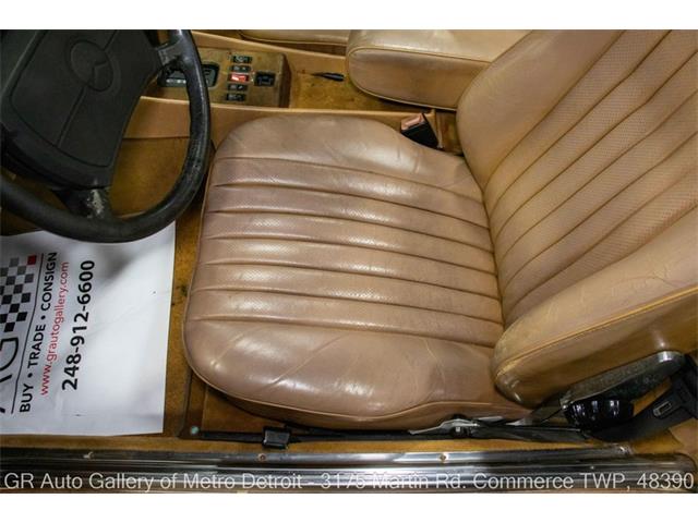 1988 Mercedes-Benz 560SL (CC-2088886) for sale in Kentwood, Michigan