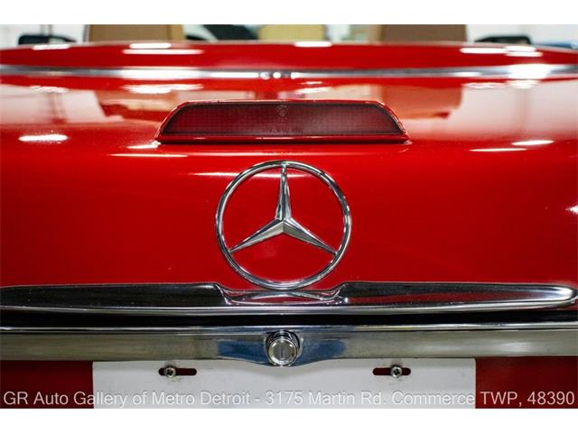 1988 Mercedes-Benz 560SL (CC-2088886) for sale in Kentwood, Michigan