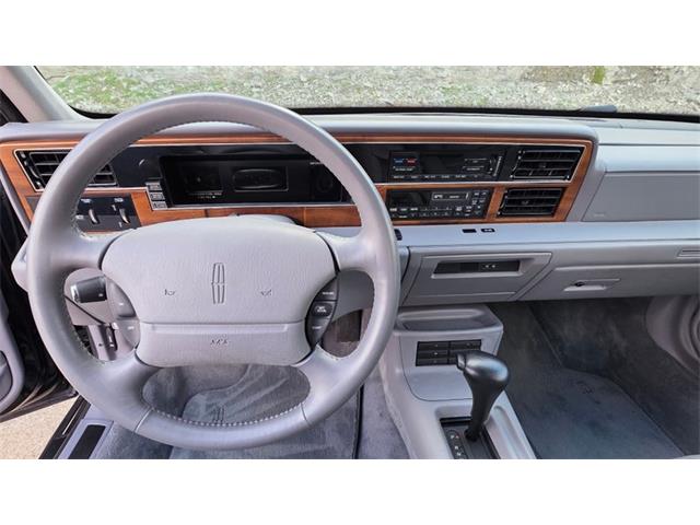 1994 Lincoln Continental (CC-2088909) for sale in Greensboro, North Carolina