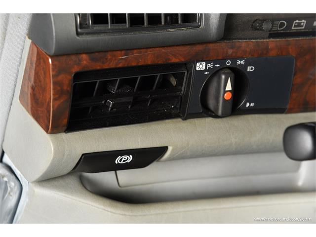 1988 Mercedes-Benz 560 (CC-2088978) for sale in Farmingdale, New York