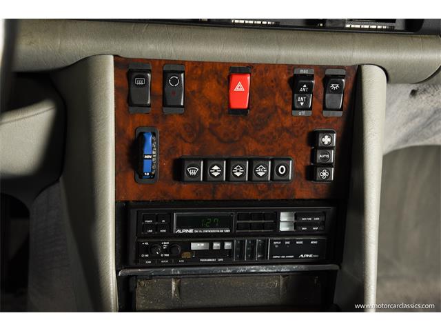 1988 Mercedes-Benz 560 (CC-2088978) for sale in Farmingdale, New York