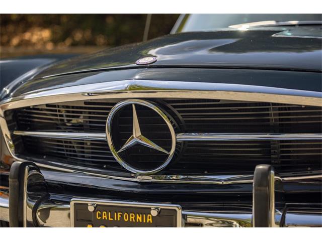 1969 Mercedes-Benz 280SL (CC-2089276) for sale in Laguna Beach, California