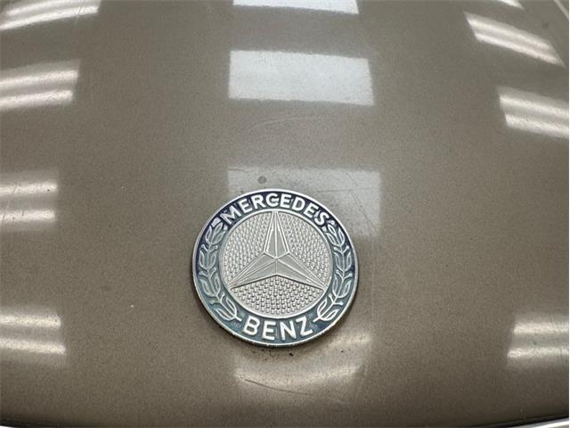 1988 Mercedes-Benz 560SL (CC-2080930) for sale in Morgantown, Pennsylvania