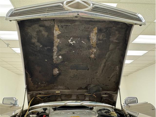 1988 Mercedes-Benz 560SL (CC-2080930) for sale in Morgantown, Pennsylvania