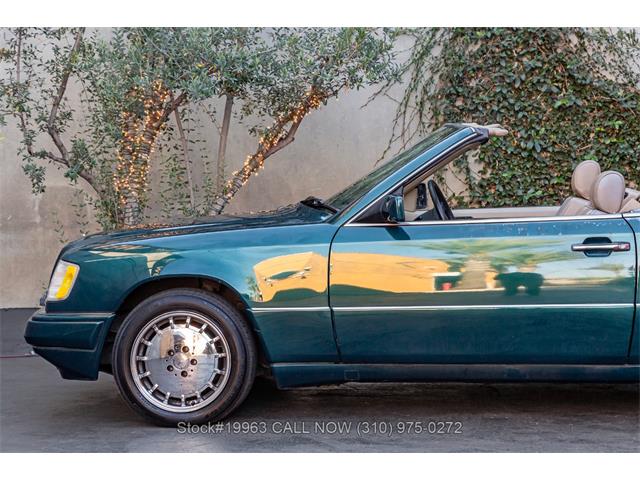 1995 Mercedes-Benz E320 (CC-2089394) for sale in Beverly Hills, California