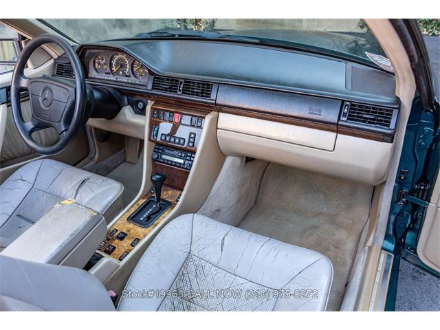 1995 Mercedes-Benz E320 (CC-2089394) for sale in Beverly Hills, California