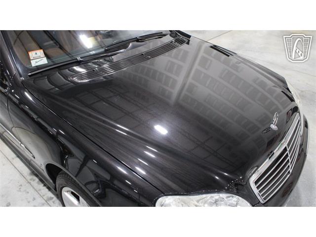 2004 Mercedes-Benz S500 (CC-2080946) for sale in Runnemede, New Jersey