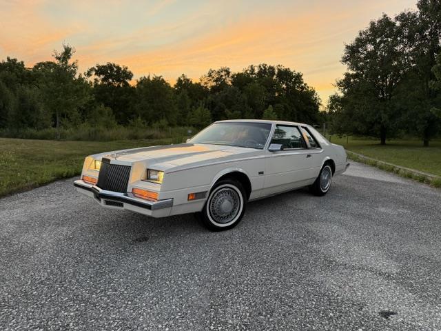 1983 Chrysler Imperial (CC-2089614) for sale in Mill Hall, Pennsylvania