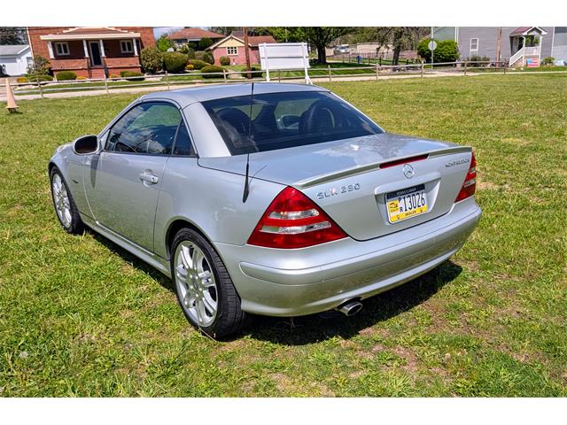 2004 Mercedes-Benz SLK230 (CC-2089616) for sale in Mill Hall, Pennsylvania