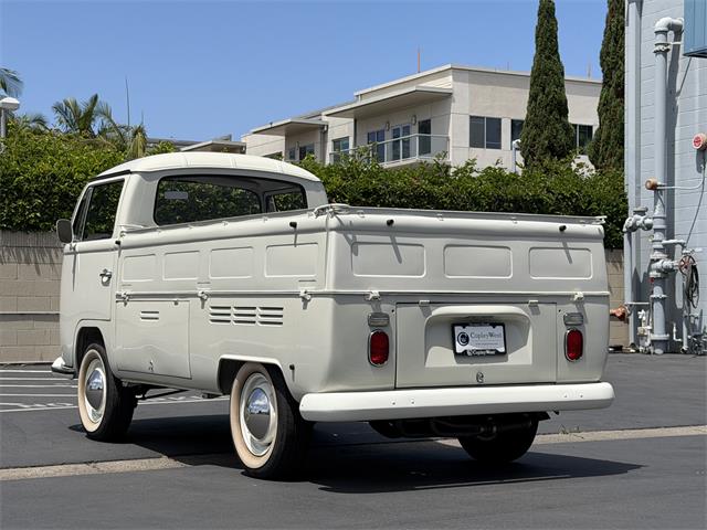 1970 Volkswagen Type 2 (CC-2089621) for sale in newport beach, California