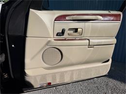2005 Lincoln Town Car (CC-2089642) for sale in Mill Hall, Pennsylvania