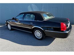 2005 Lincoln Town Car (CC-2089642) for sale in Mill Hall, Pennsylvania
