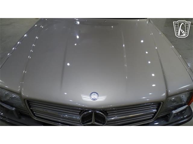 1986 Mercedes-Benz 560SL (CC-2089697) for sale in O'Fallon, Illinois