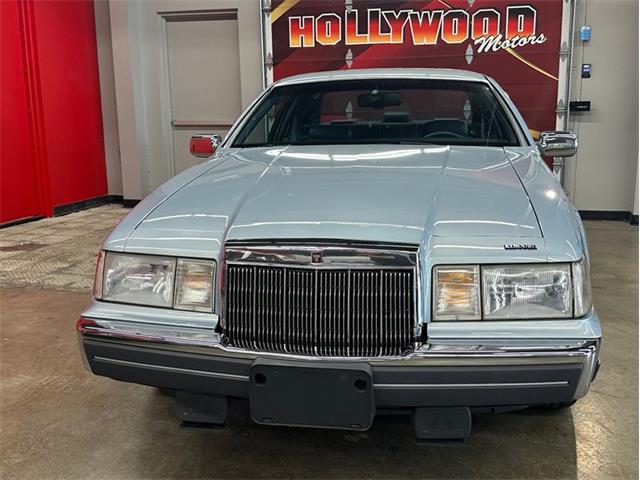1990 Lincoln Mark VII (CC-2089770) for sale in West Babylon, New York