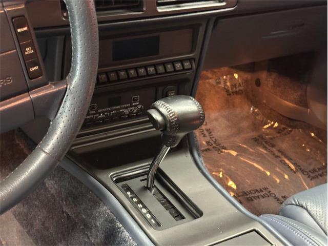 1990 Lincoln Mark VII (CC-2089770) for sale in West Babylon, New York