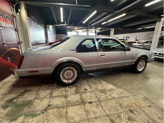 1990 Lincoln Mark VII (CC-2089770) for sale in West Babylon, New York