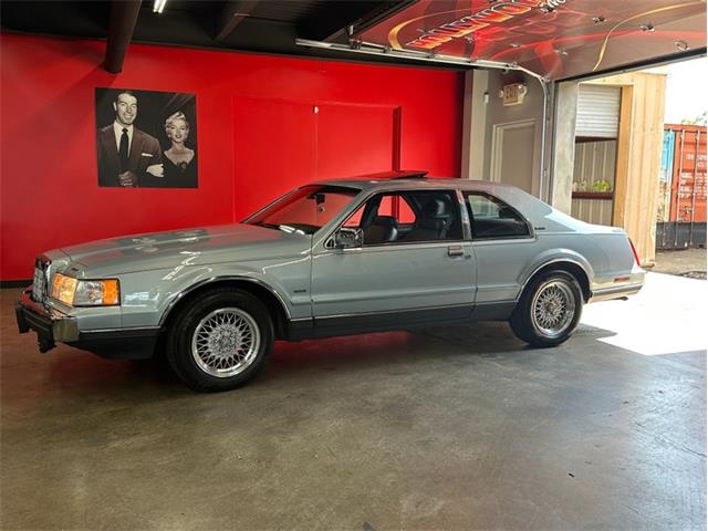 1990 Lincoln Mark VII (CC-2089770) for sale in West Babylon, New York