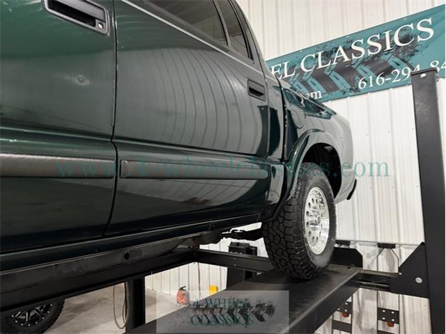 2003 Chevrolet S10 (CC-2089815) for sale in Holland , Michigan