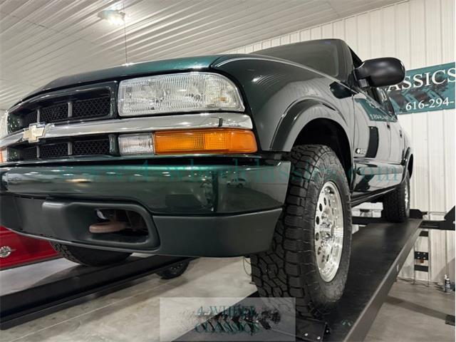2003 Chevrolet S10 (CC-2089815) for sale in Holland , Michigan