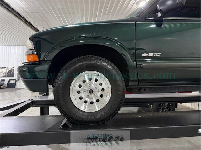 2003 Chevrolet S10 (CC-2089815) for sale in Holland , Michigan