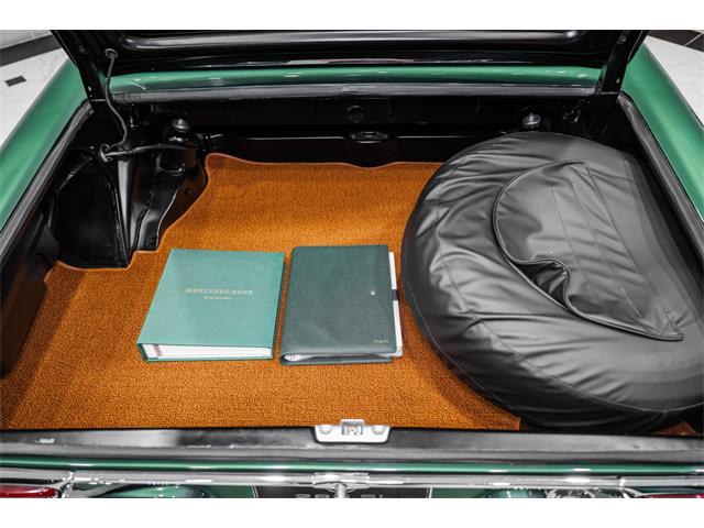 1971 Mercedes-Benz 280 SL Pagoda (CC-2089853) for sale in Ashburn, Virginia