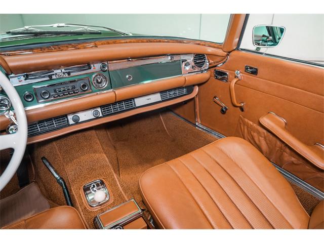 1971 Mercedes-Benz 280 SL Pagoda (CC-2089853) for sale in Ashburn, Virginia