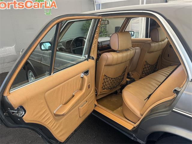 1983 Mercedes-Benz 300 (CC-2091038) for sale in Los Angeles, California
