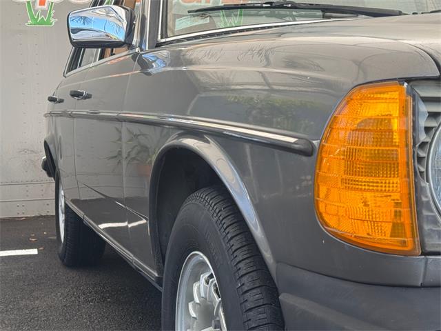 1983 Mercedes-Benz 300 (CC-2091038) for sale in Los Angeles, California