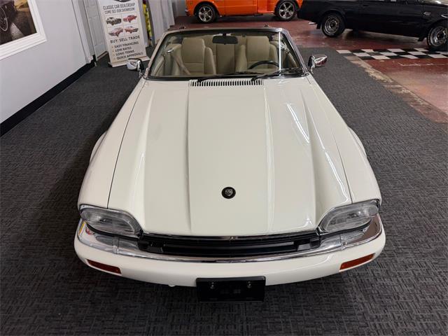 1995 Jaguar XJ (CC-2090104) for sale in Mundelein, Illinois