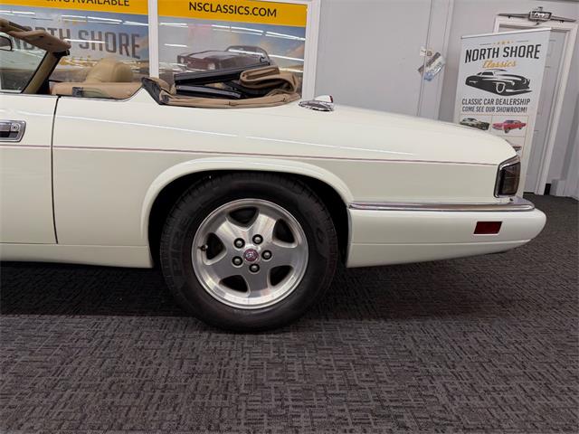 1995 Jaguar XJ (CC-2090104) for sale in Mundelein, Illinois