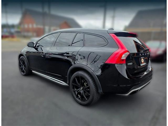 2016 Volvo V60 (CC-2091071) for sale in Tacoma, Washington