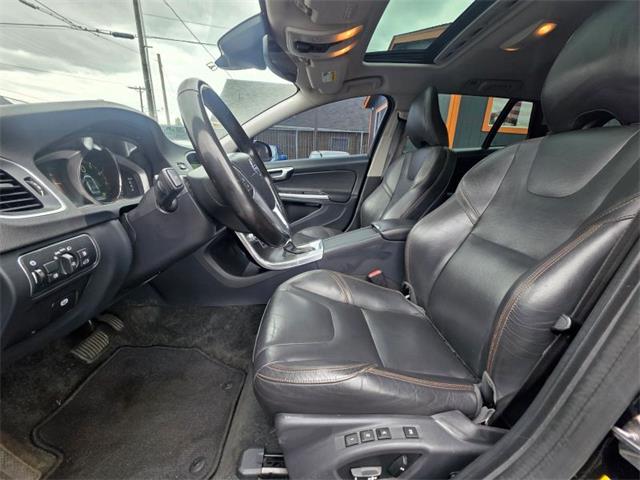 2016 Volvo V60 (CC-2091071) for sale in Tacoma, Washington