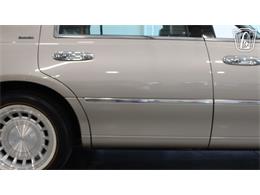 2002 Lincoln Town Car (CC-2091139) for sale in Crete, Illinois