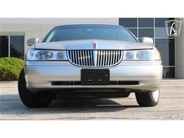 2002 Lincoln Town Car (CC-2091139) for sale in Crete, Illinois