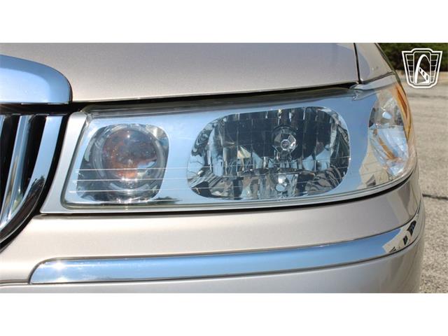 2002 Lincoln Town Car (CC-2091139) for sale in Crete, Illinois