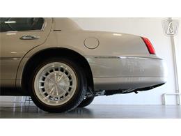 2002 Lincoln Town Car (CC-2091139) for sale in Crete, Illinois