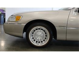 2002 Lincoln Town Car (CC-2091139) for sale in Crete, Illinois