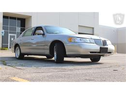 2002 Lincoln Town Car (CC-2091139) for sale in Crete, Illinois