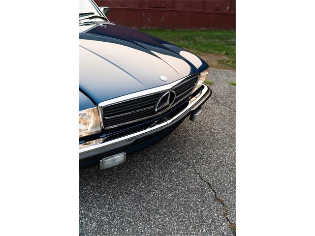 1987 Mercedes-Benz 560SL (CC-2091357) for sale in Southampton, New York