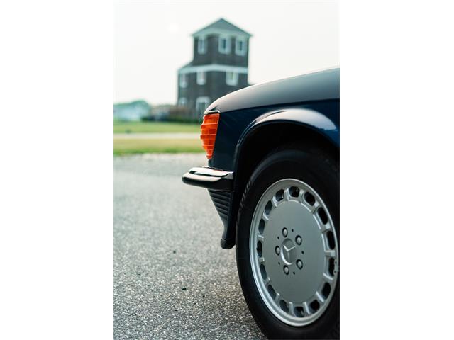 1987 Mercedes-Benz 560SL (CC-2091357) for sale in Southampton, New York