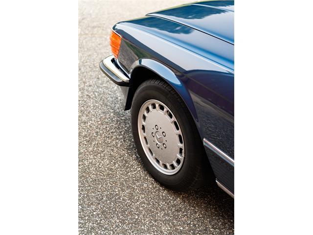 1987 Mercedes-Benz 560SL (CC-2091357) for sale in Southampton, New York