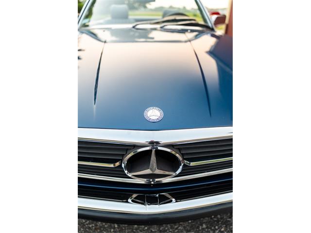 1987 Mercedes-Benz 560SL (CC-2091357) for sale in Southampton, New York